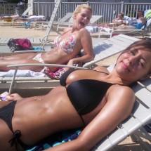 Girls with belly button rings — 18