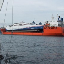 Marine transport of giant objects — 18