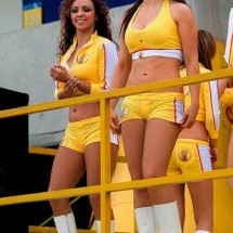 Meksykańskie Cheerleaderki — 32