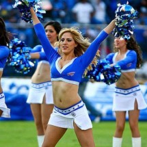 Meksykańskie Cheerleaderki — 51