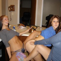 Party girls — 16