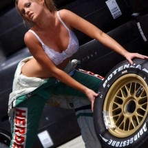 Dziewczyny z Pit Stopów — 50