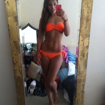 Dziewczyny w bikini — 2