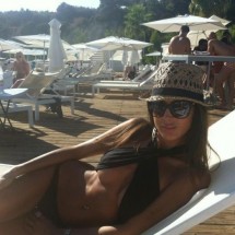 Photos of girls from holiday on beach — 12