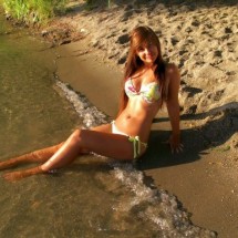 Photos of girls from holiday on beach — 34