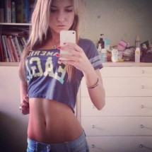 Girls take photos of themeselves — 18