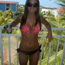 Dziewczyny w bikini II — 15
